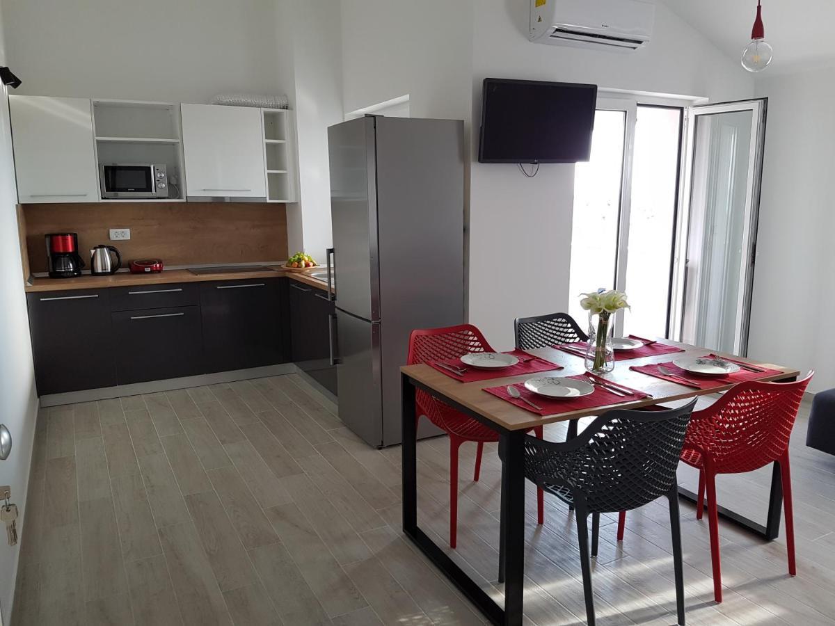 Apartments Kiara プナト エクステリア 写真
