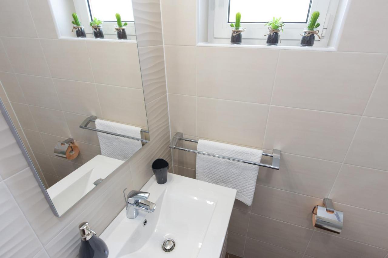 Apartments Kiara プナト エクステリア 写真