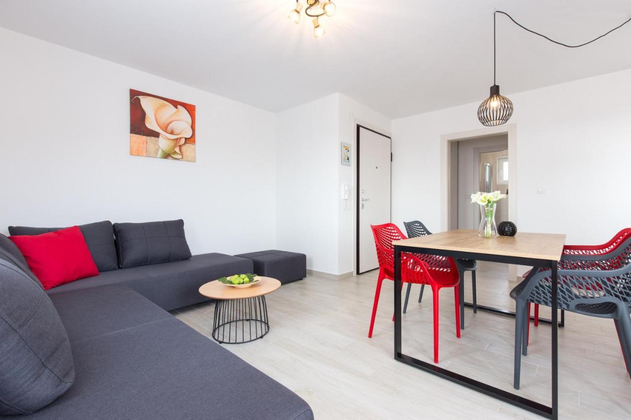 Apartments Kiara プナト エクステリア 写真