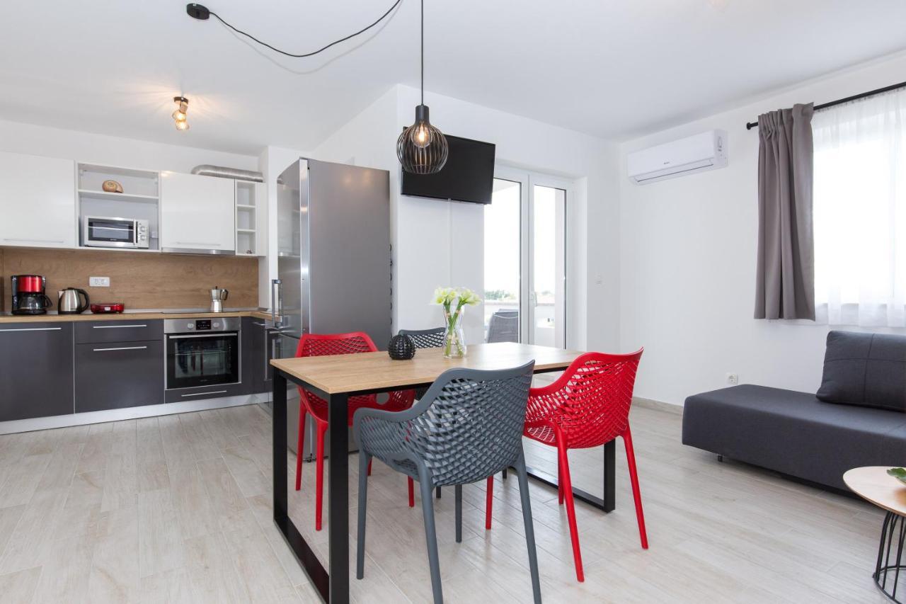 Apartments Kiara プナト エクステリア 写真