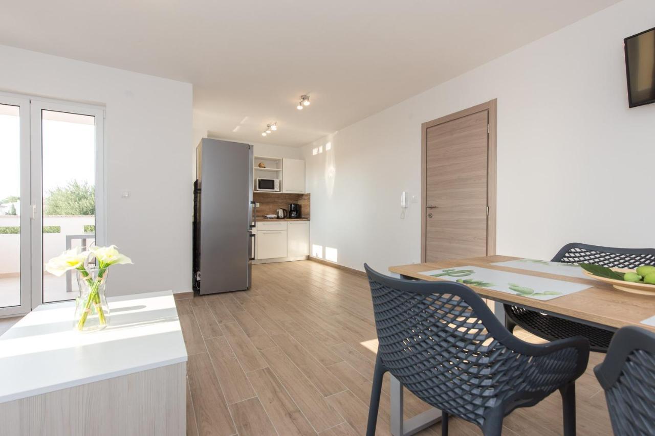Apartments Kiara プナト エクステリア 写真